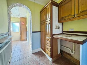 Photo 14- click for photo gallery